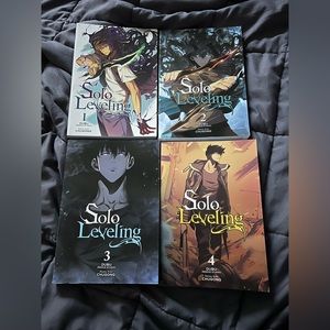 Solo Leveling Volume 1-4